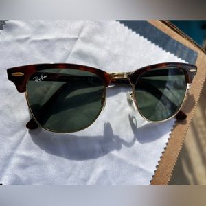 Ray-Ban Clubmaster Classic